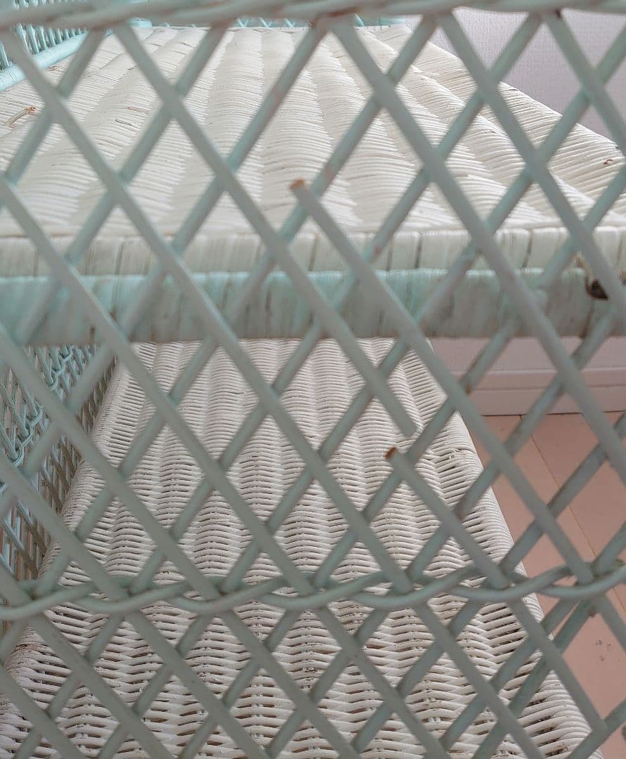 ビンテージ　パステルブルー　ウィッカーシェルフ　ラック