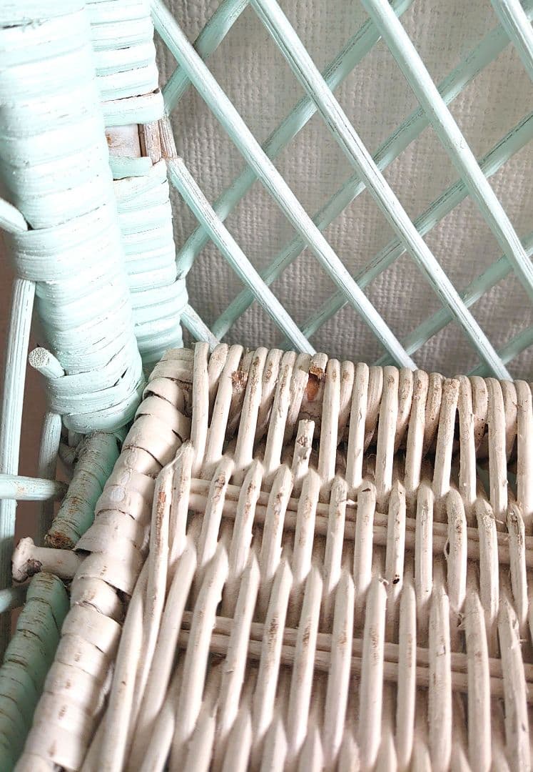 ビンテージ　パステルブルー　ウィッカーシェルフ　ラック