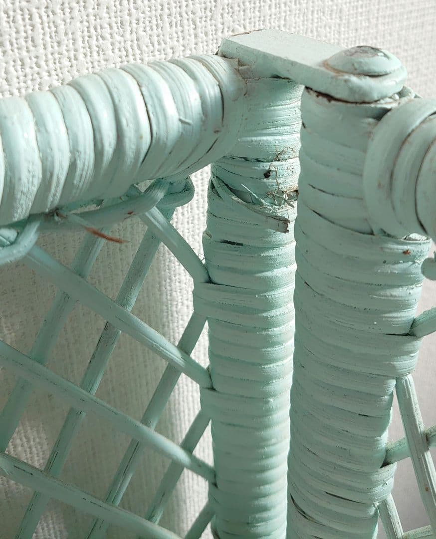 ビンテージ　パステルブルー　ウィッカーシェルフ　ラック