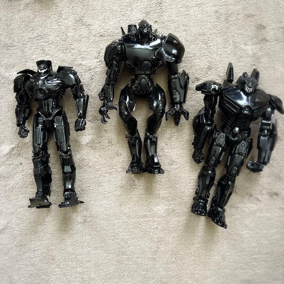 パシフィック リム　フィギュア 7体セット