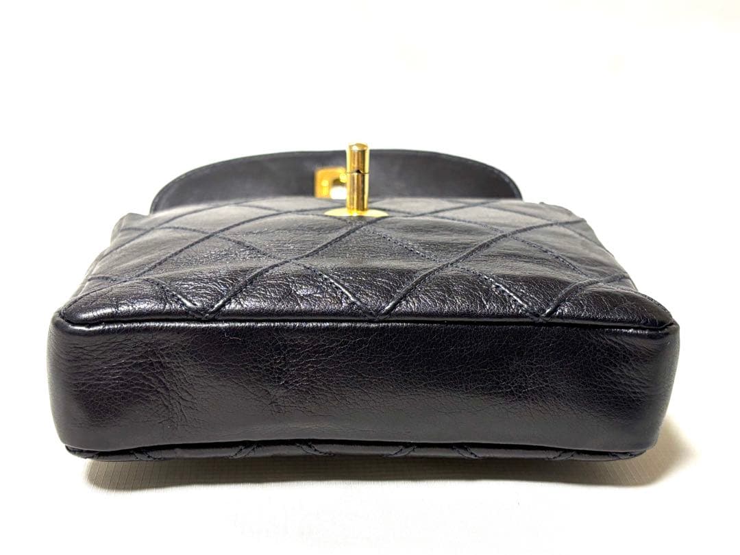 CHANELシャネルマトラッセ ウエストポーチ ベルト無し