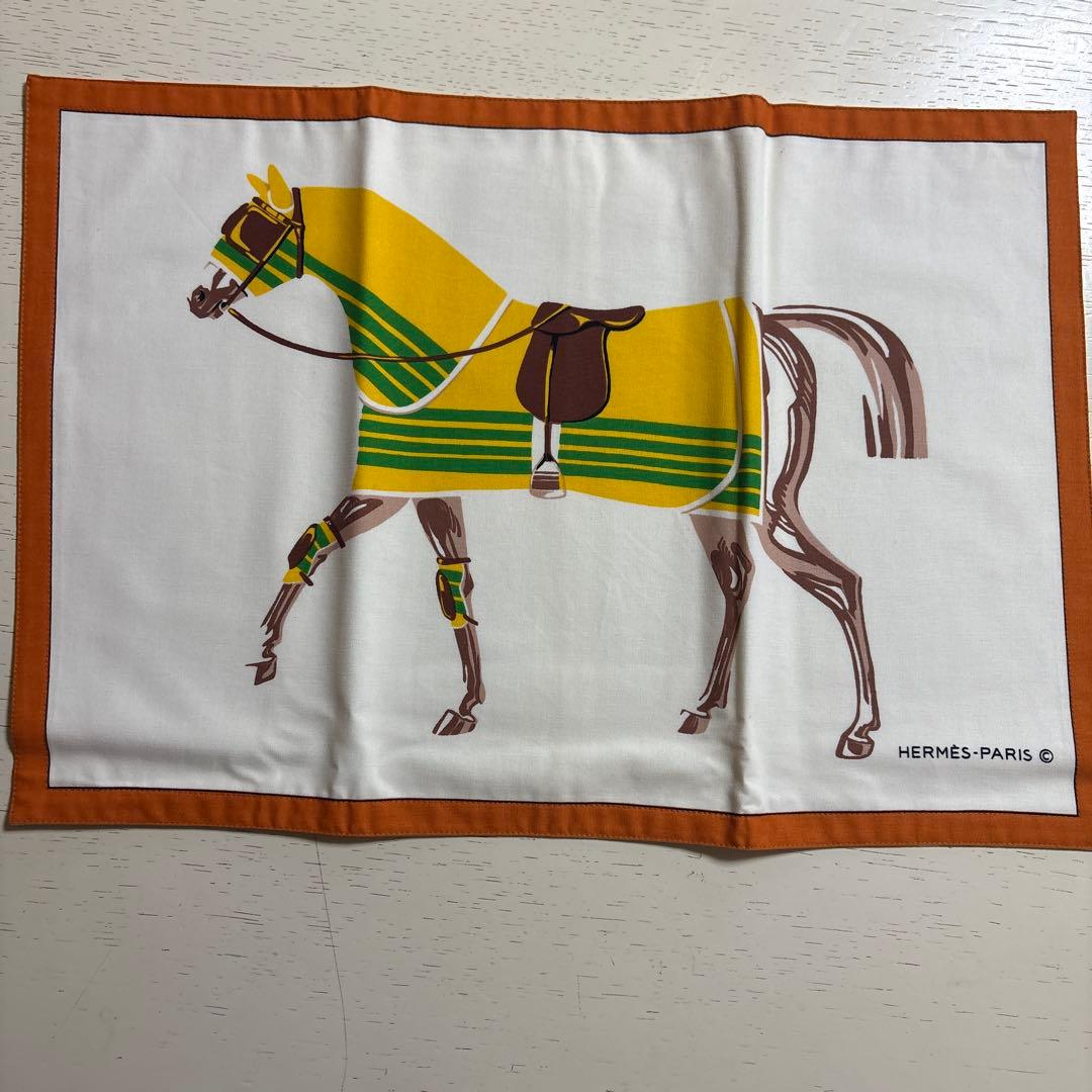 HERMÈS ランチョンマット④