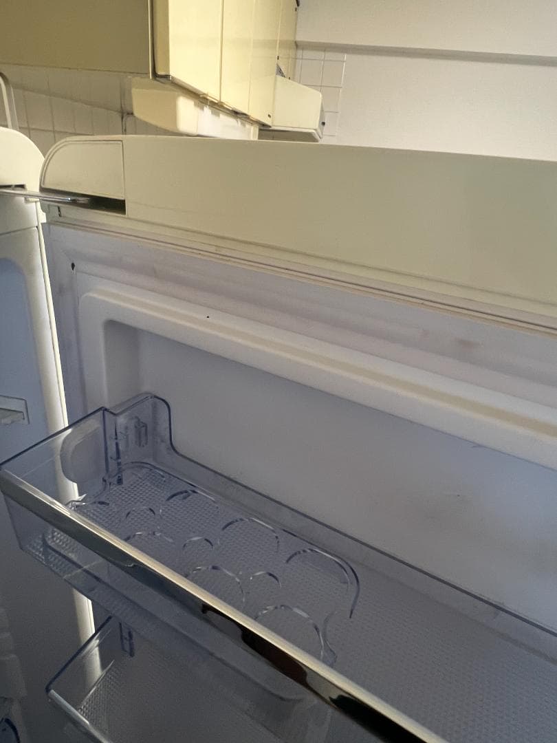 Grand Line ホワイト冷蔵庫 レトロスタイル 2ドア 2020年製