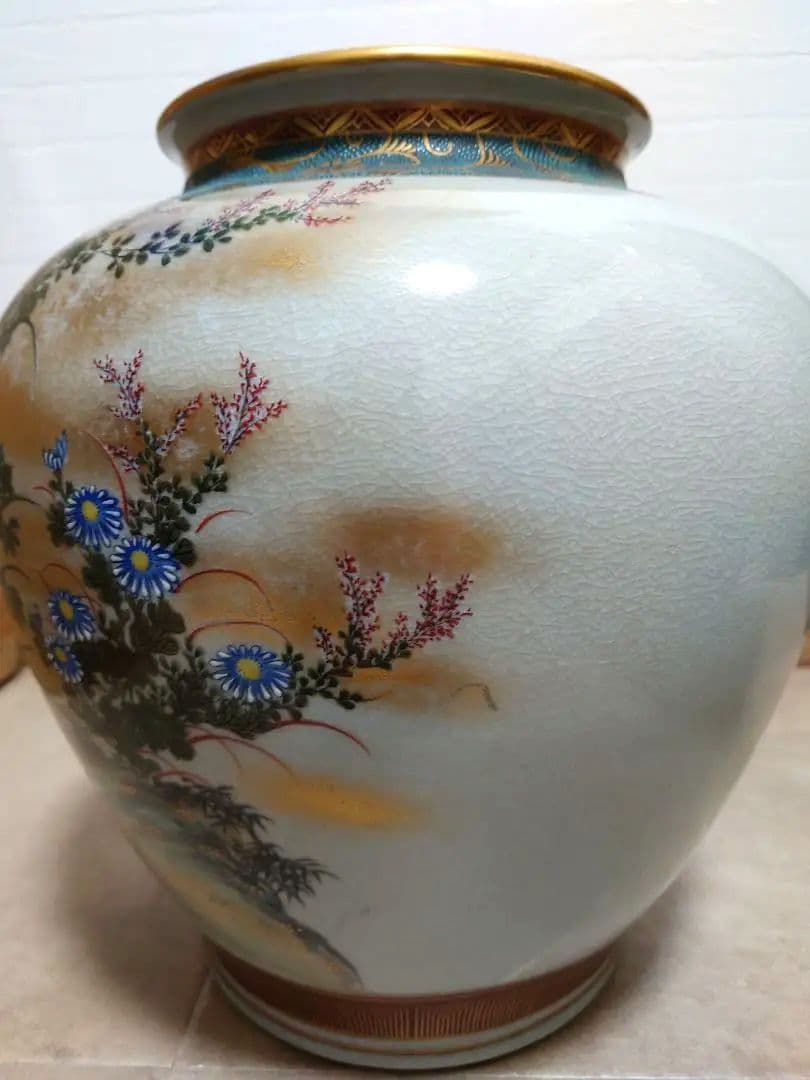 花と鳥の絵柄 陶器花瓶 中型