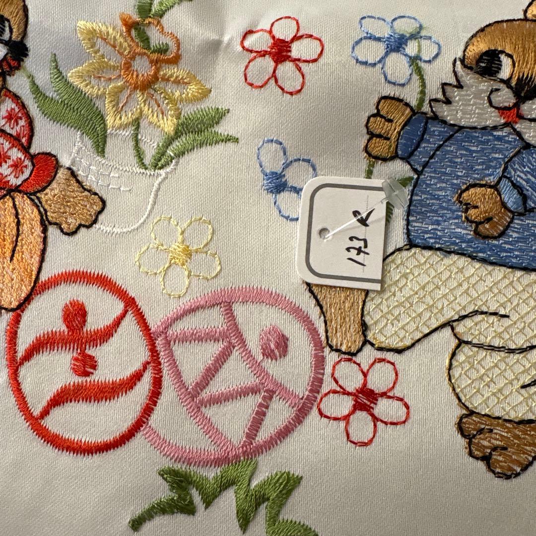 新品未使用品　フランス　テーブルクロス　うさぎ　Pâques イースター