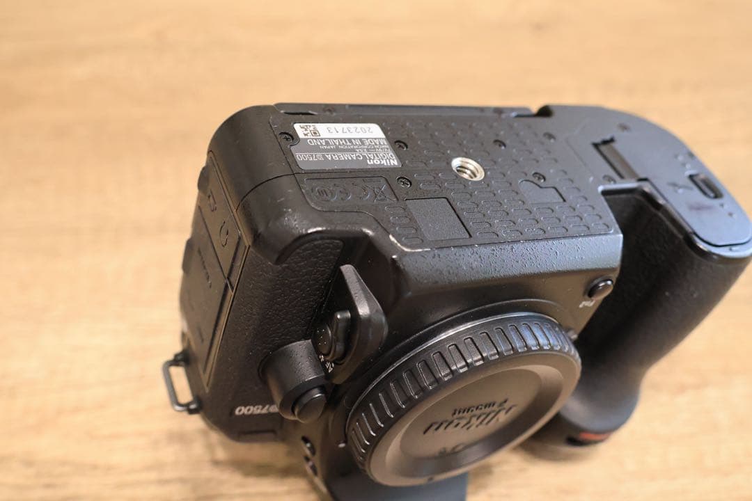 Nikon D7500 ボディ 一眼レフカメラ