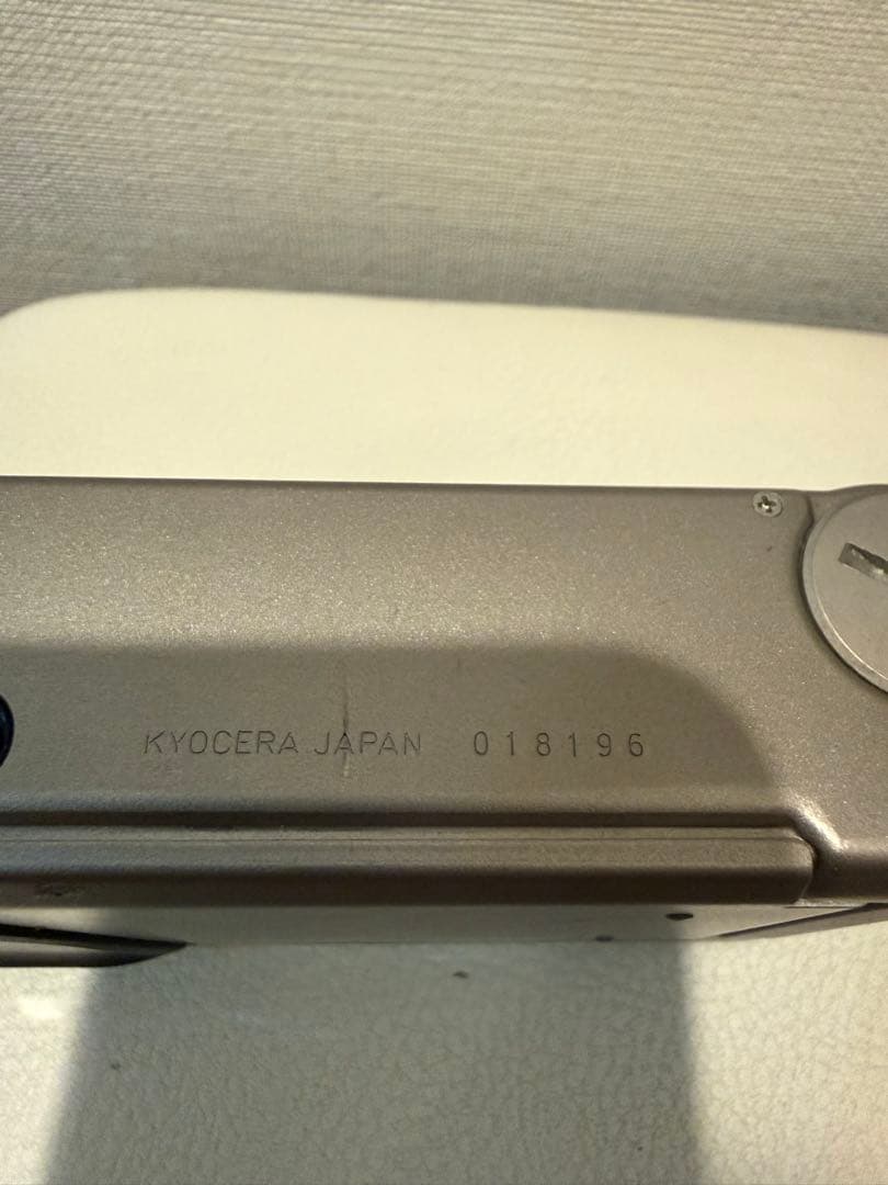 高級コンパクトフィルムカメラ CONTAX T2 コンタックス　シルバー