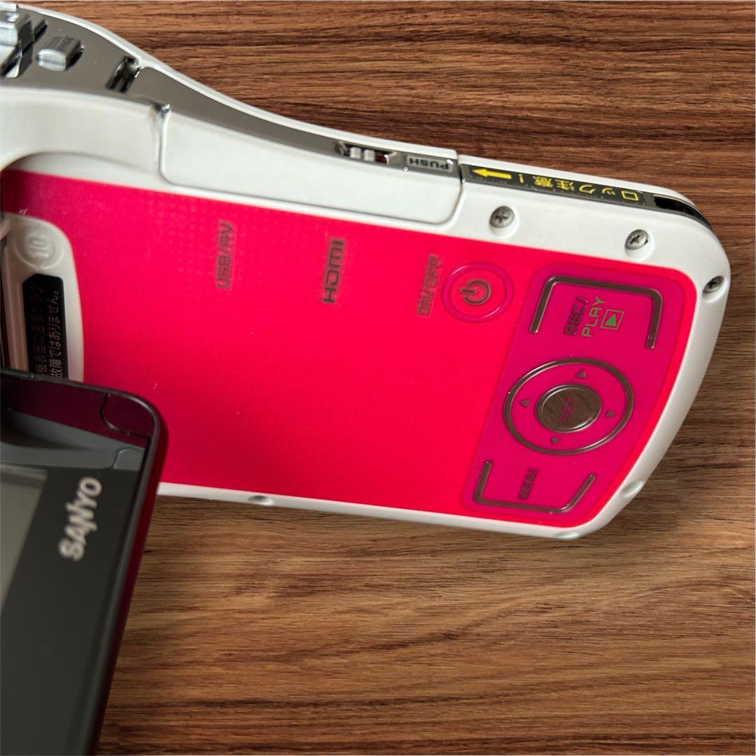 動作確認済み　バッテリー2個付き　SANYO デジタル　ムービーカメラXacti