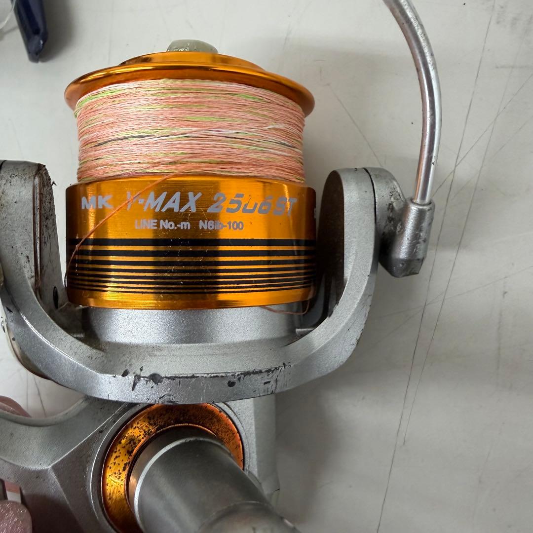 スピニングリール まとめ売り　釣り具　8個セット