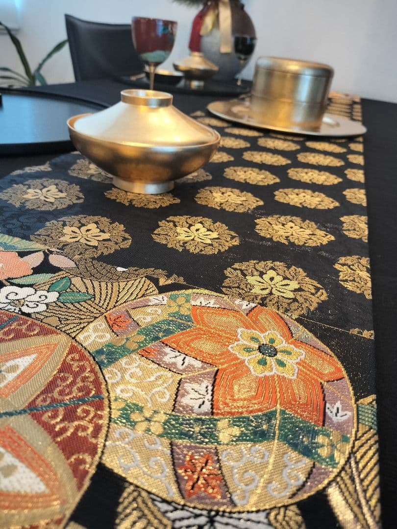 A745高級‼️ひな祭り‼️手毬模様‼️袋帯テーブルランナー2m16cm