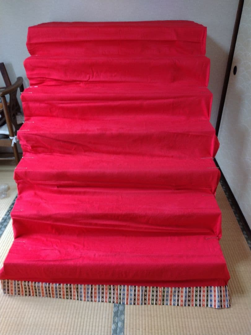 豪華な七段ひな人形セット