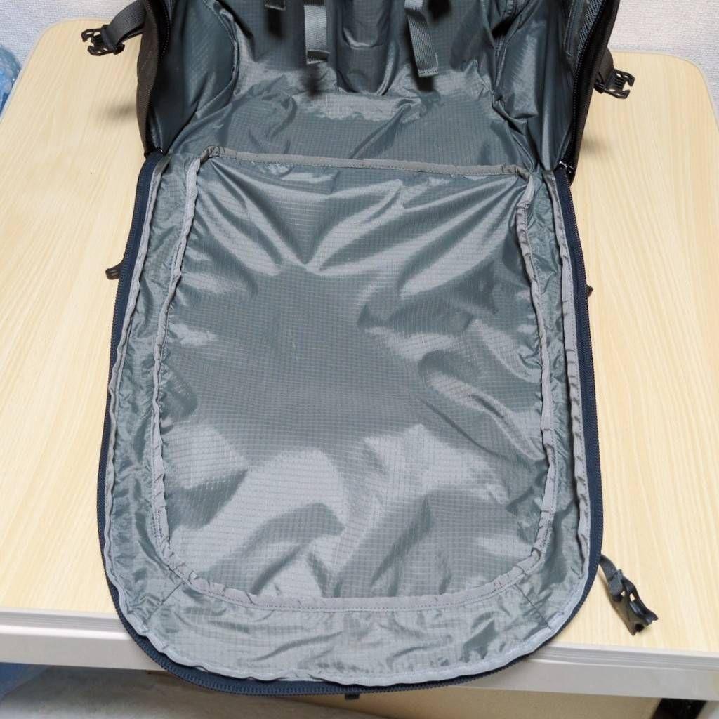 mont-bell モンベル リュック型 キャリーケース 旅行 トラベル 登山