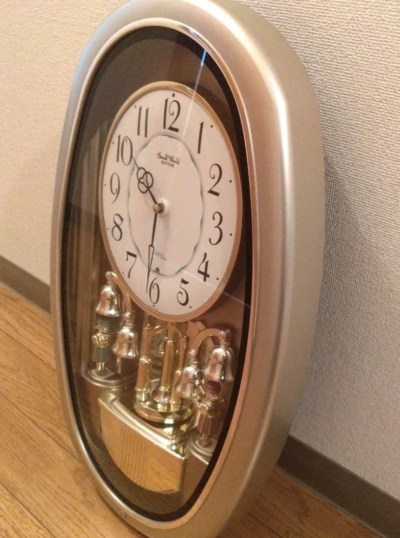 壁掛け時計　メロディ　鐘　からくり時計
