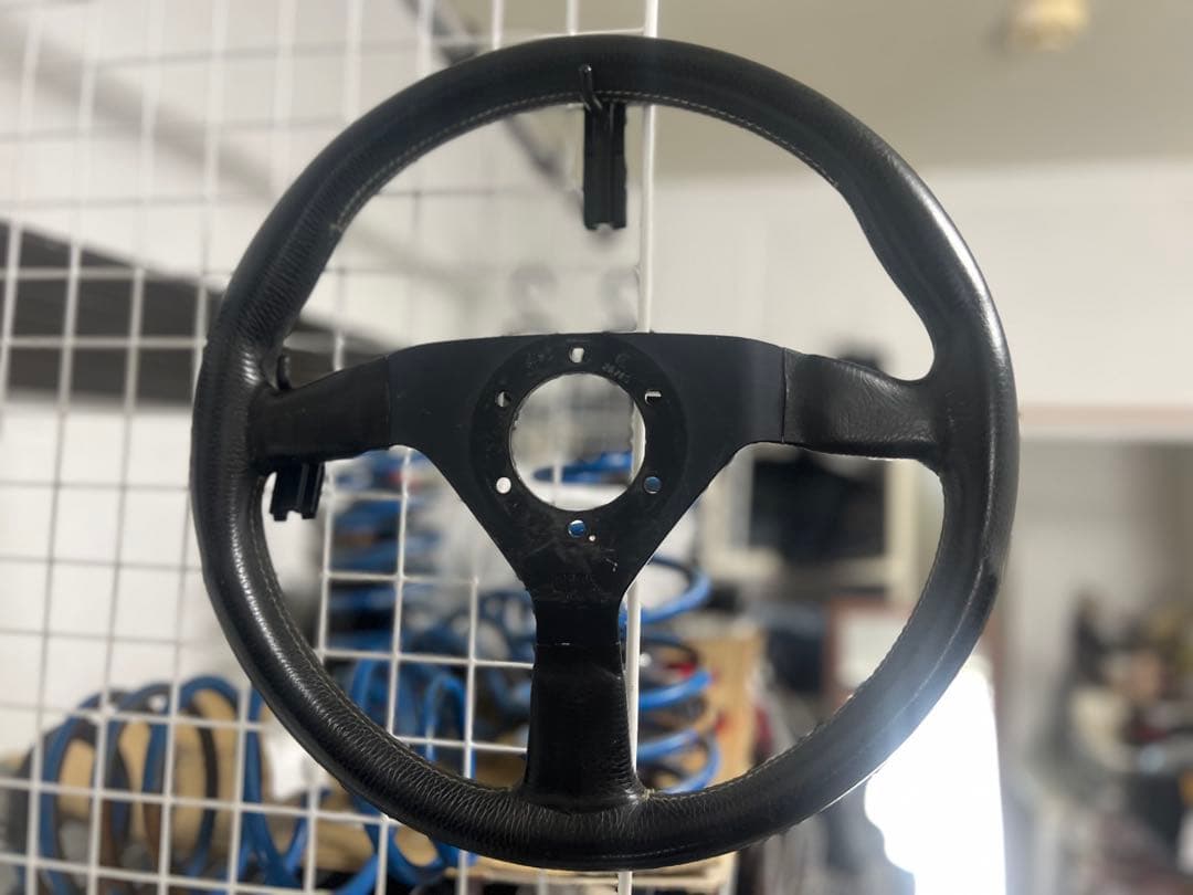 momo ステアリング　本体のみ　345mm