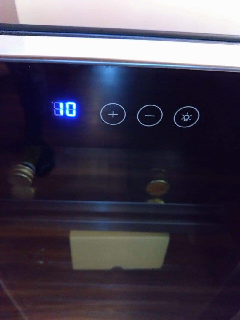 デバイススタイル　CDW-33GS　ワインセラー　 最大33本　美品。