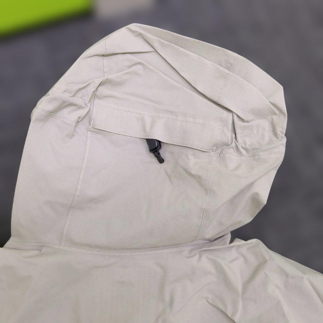 値下げ交渉❌️新品未使用　ザノースフェイスベンチャージャケットクレイグレーL