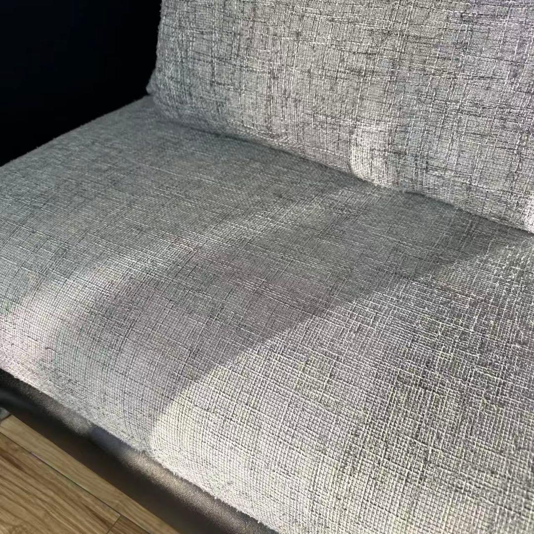 アルモニアの1人掛けソファBella cureva