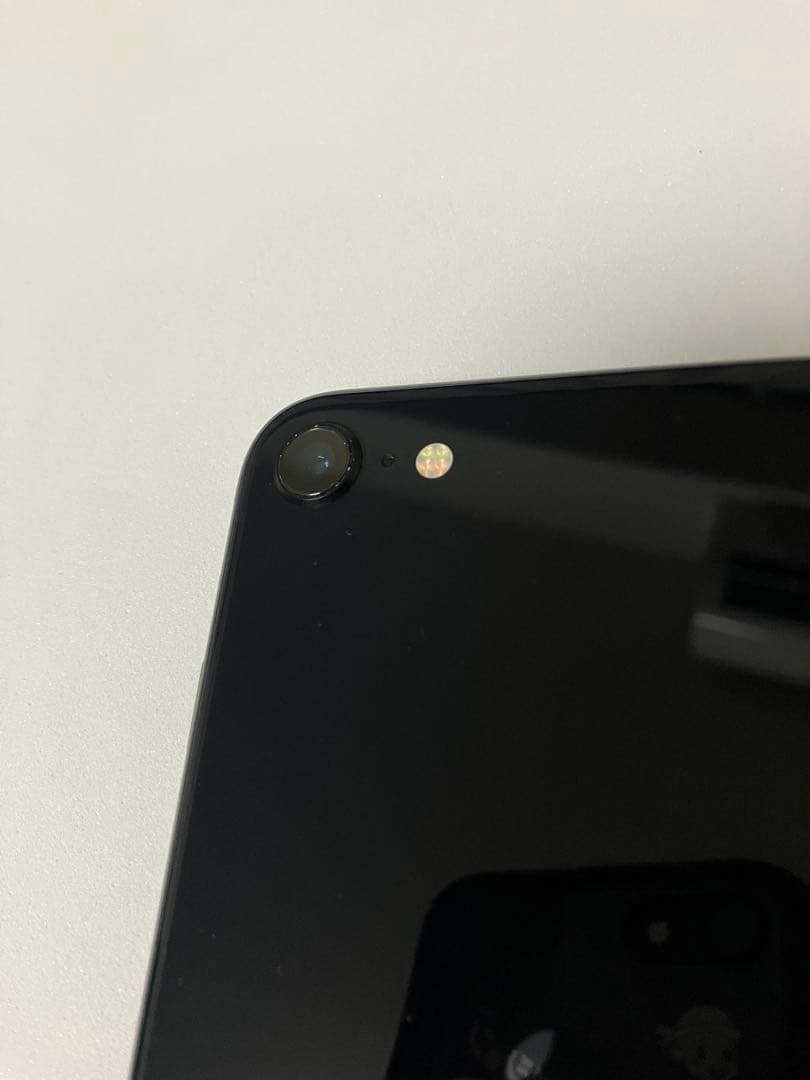 イ*7様 Apple iPhone SE第3世代 ブラック 本体 バッテリー10