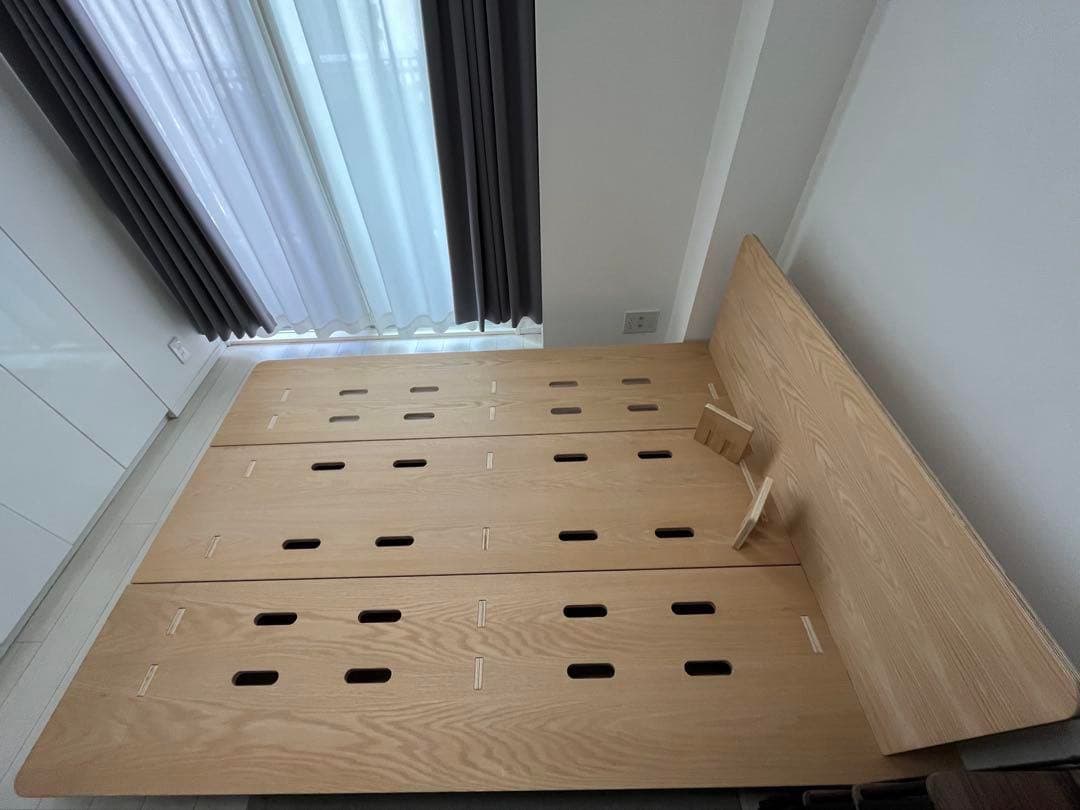 コアラ　木製ダブルベッドフレーム スリットデザイン