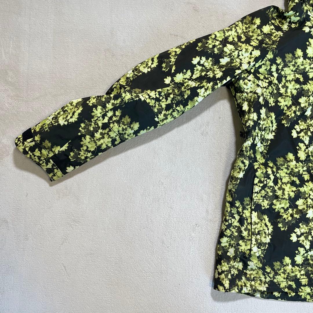 【超美品】バートン ak ゴアテックス ジャケット スノボウェア 花柄　S
