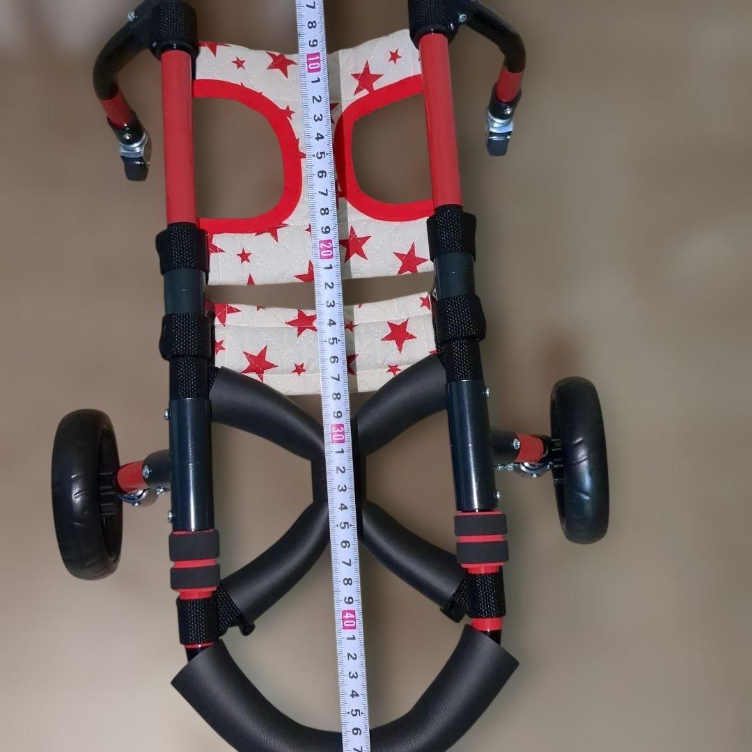 ワンちゃん4輪　リハビリ　食事補助　犬用車椅子　介護　犬の歩行器