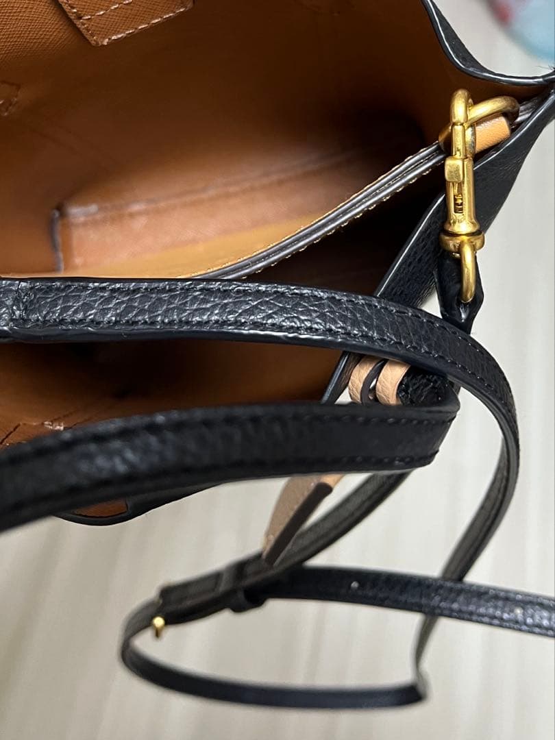 トリーバーチ ペリー ショルダー ブラック