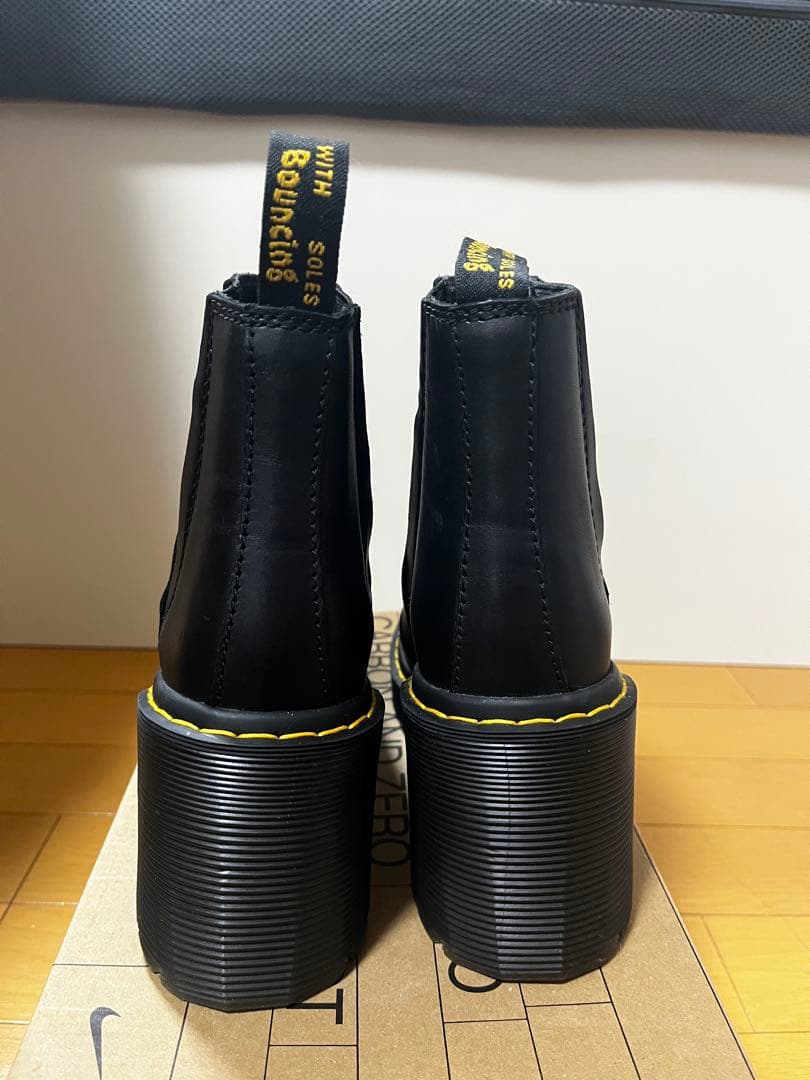 ドクターマーチン　スペンスチェルシー　サイドゴア　 UK4