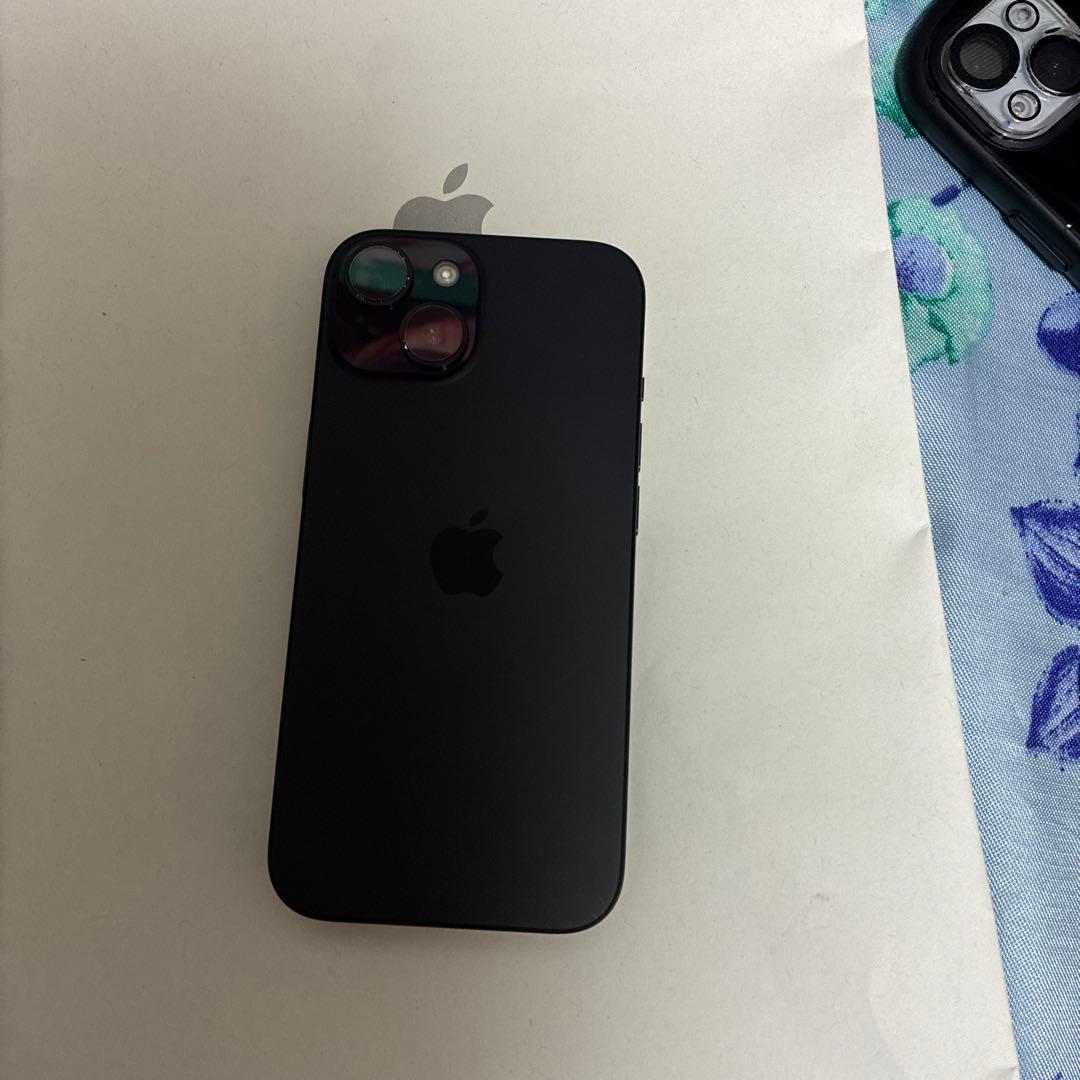 iPhone15本体　黒中古