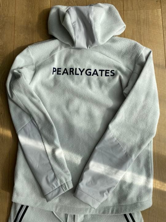 美品　パーリーゲイツ 冬用　上下 セット