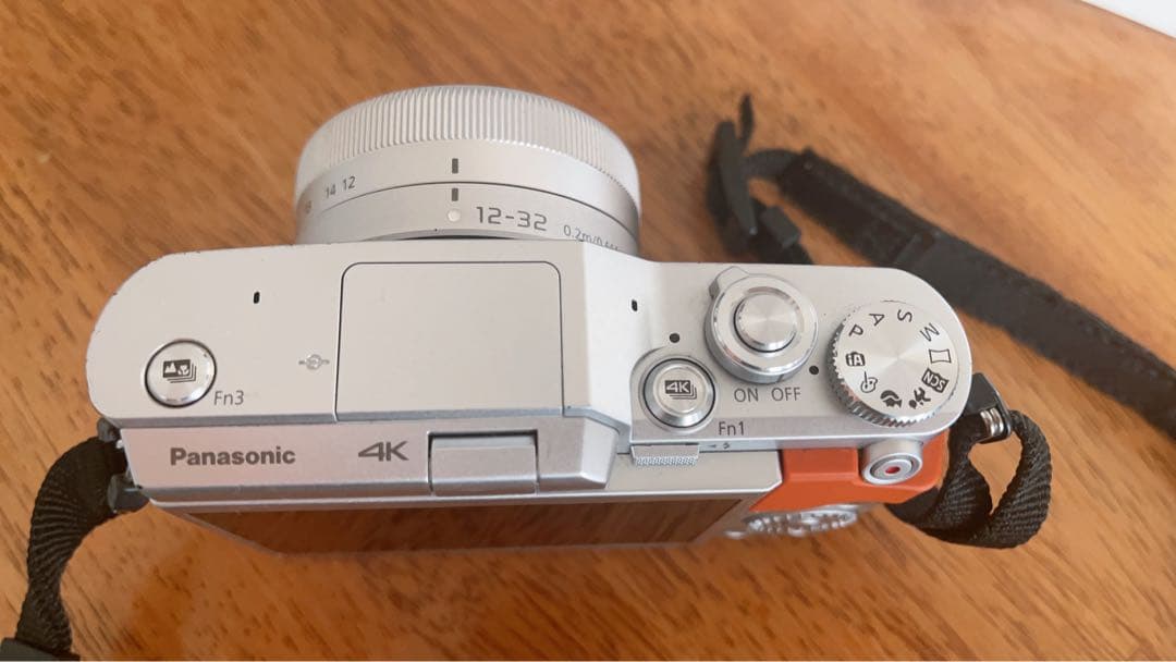 ⭐︎美品‼️Panasonic LUMIX G DC-GF9W ミラーレスカメラ⭐︎