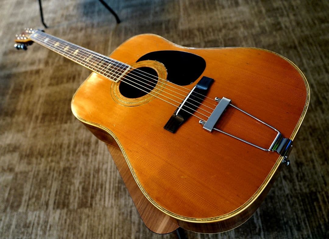 メ*6様 【激渋ハカランダ】 アコースティックギター カスタム　ビンテージ　整備