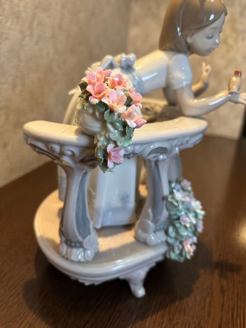 ★最終値下げ★リヤドロ　バルコニーの朝