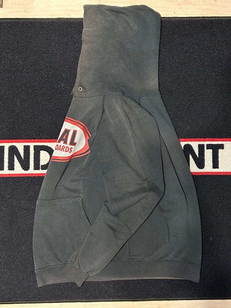 REAL SKATEBOARDS パーカー