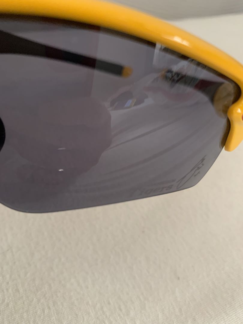 （値引き不可）阪神タイガース　サングラス　オークリー　鳥谷敬　モデル　サイン