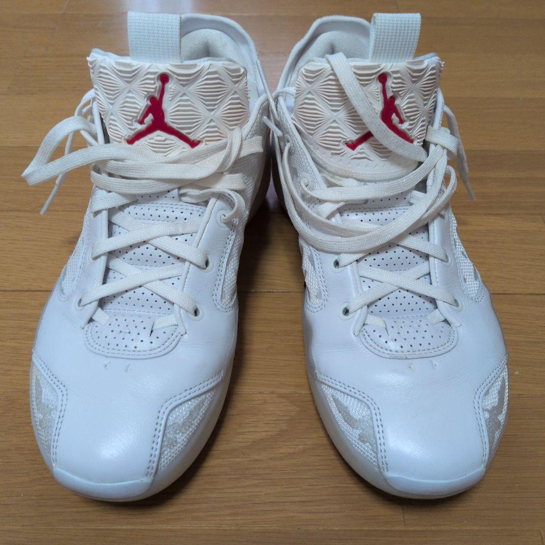 Jordan バスケットボールシューズ ホワイト/レッド