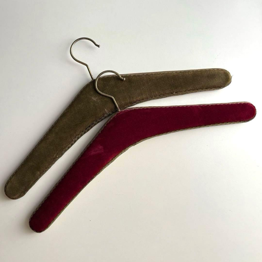 【フランス】刺繍 ハンガー ゴブラン織ヴィンテージ 花柄 木製 二点セット