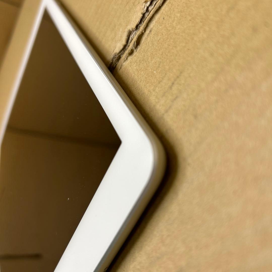 訳あり　iPad (第６世代) Wi-Fi + セルラー 128GB