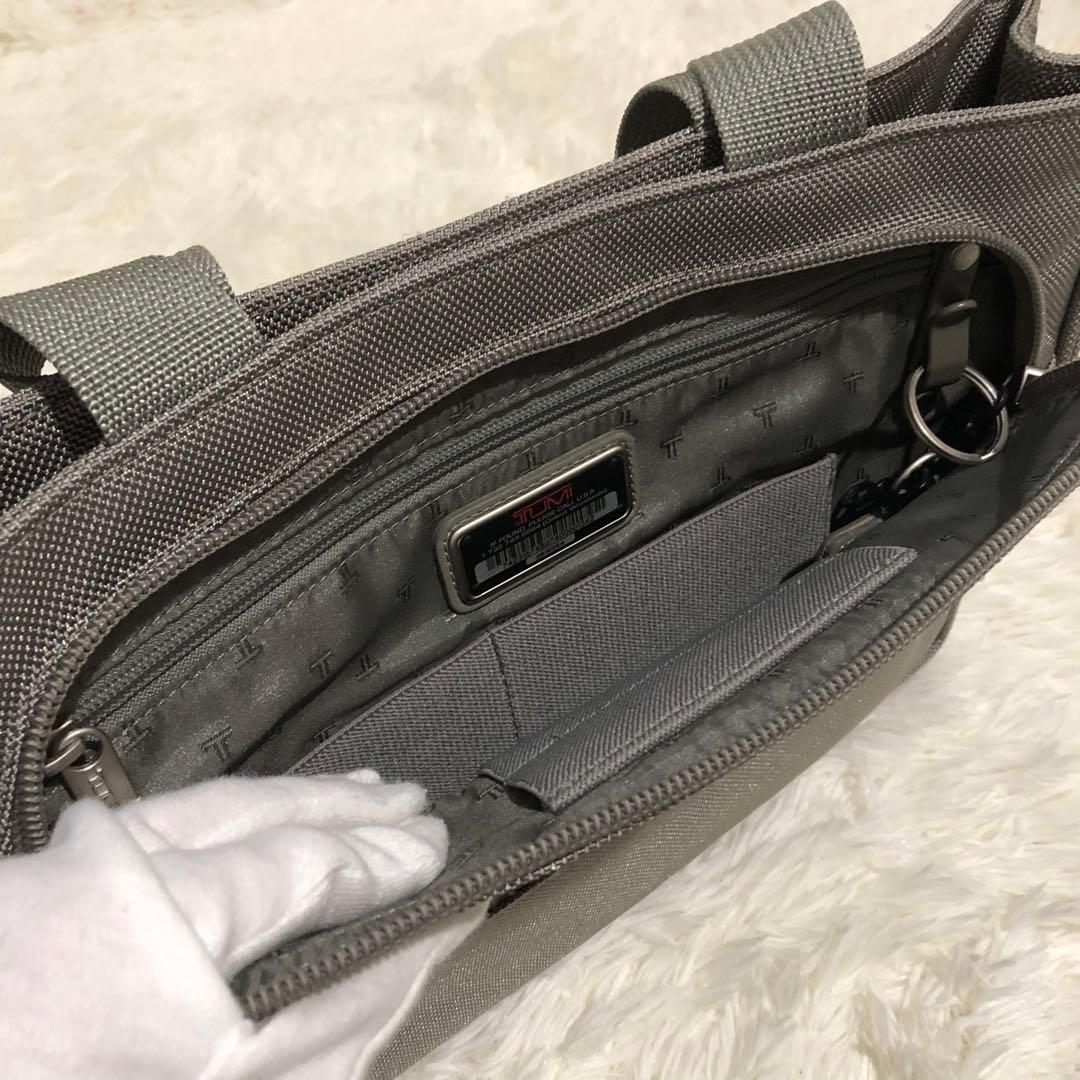 新品同様✨TUMI タスクトート ビジネスバッグ 26190S4