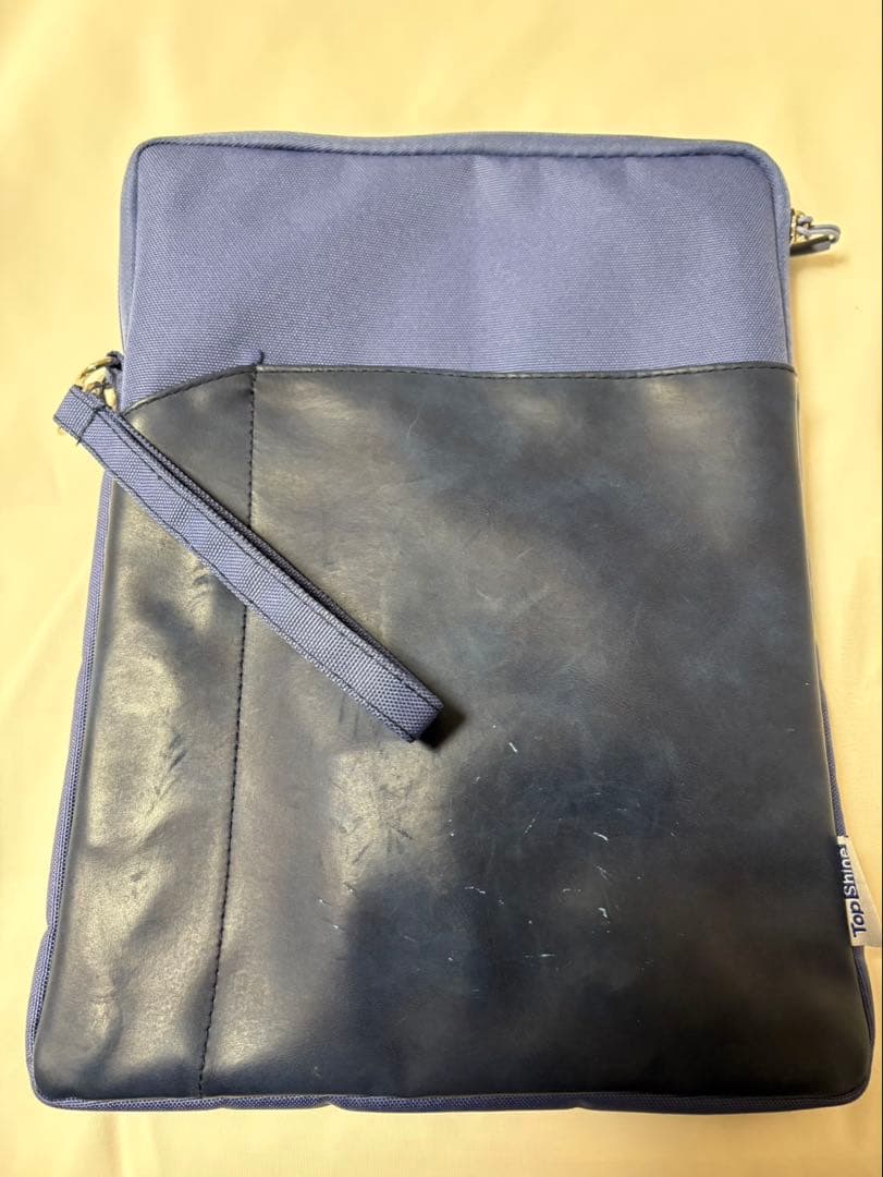 美品iPad 8世代128GB Wi-Fi+Cellularゴールド