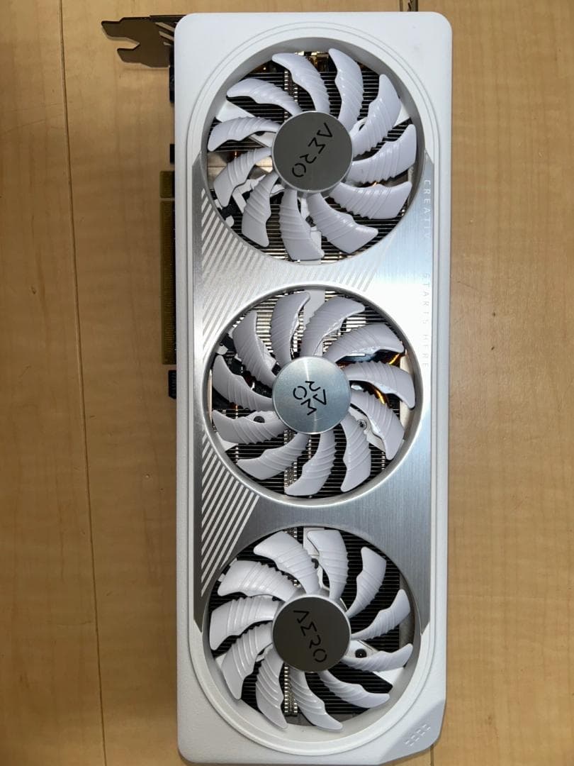 美品・白PC向け GeForce RTX 4060 Ti AERO OC 8G
