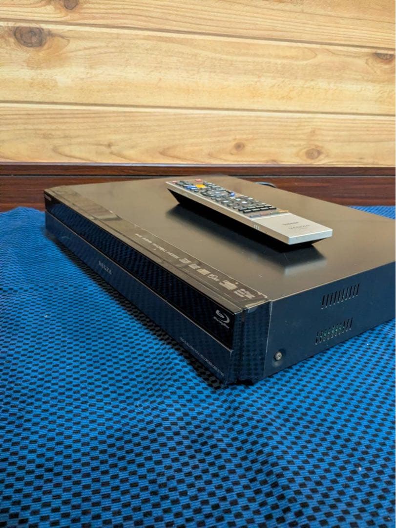 TOSHIBA 東芝 REGZA ブルーレイレコーダー 2TB リモコン付き