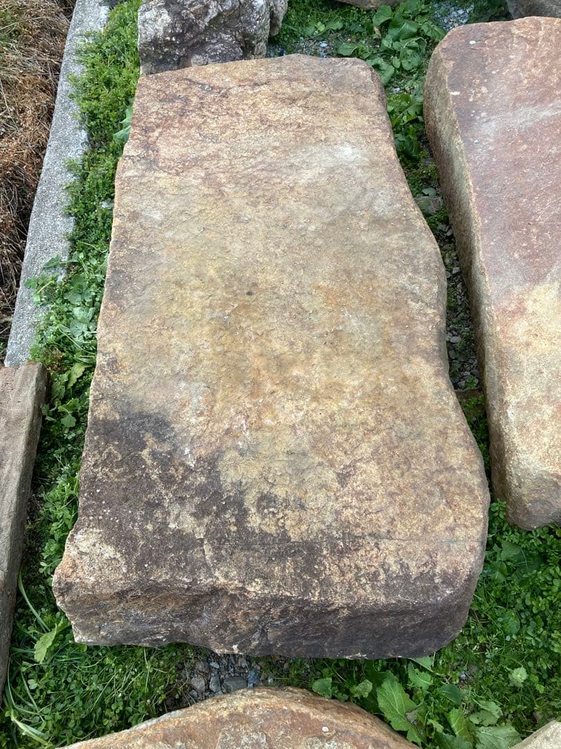 丹波鞍馬石製踏込石