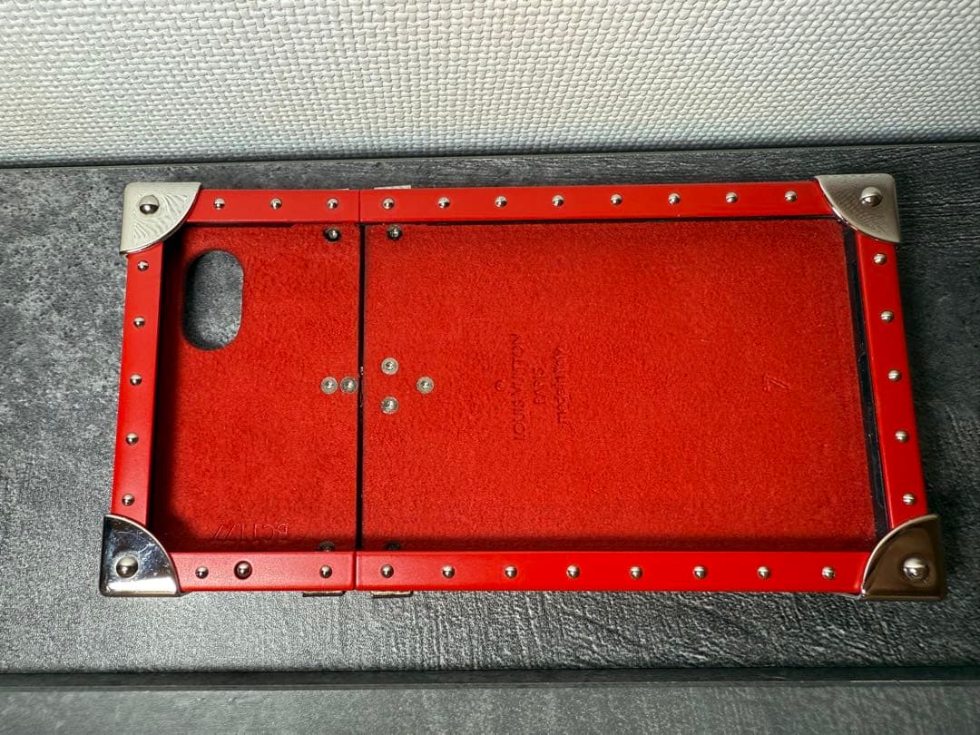 大特価‼️VUITTON Supreme M64499 iPhone7 ケース