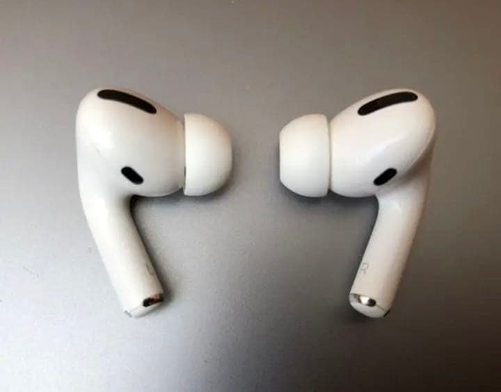 Apple AirPods Pro（アップルエアポッツプロ）