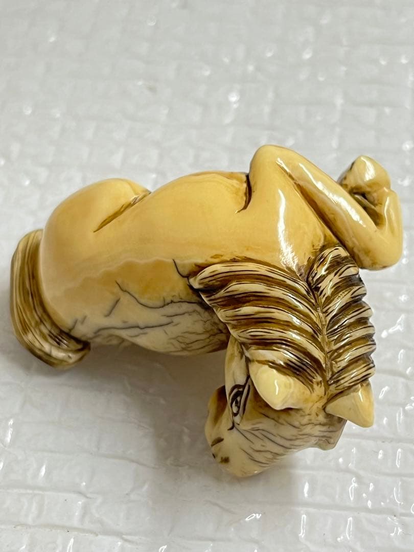 古代馬置物牙細工 ともたんさん、