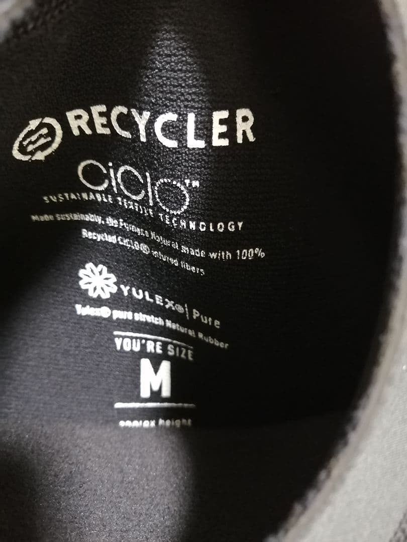 【新品未使用品】ビラボン タッパー Ｍサイズ 定価19800円 ブラック