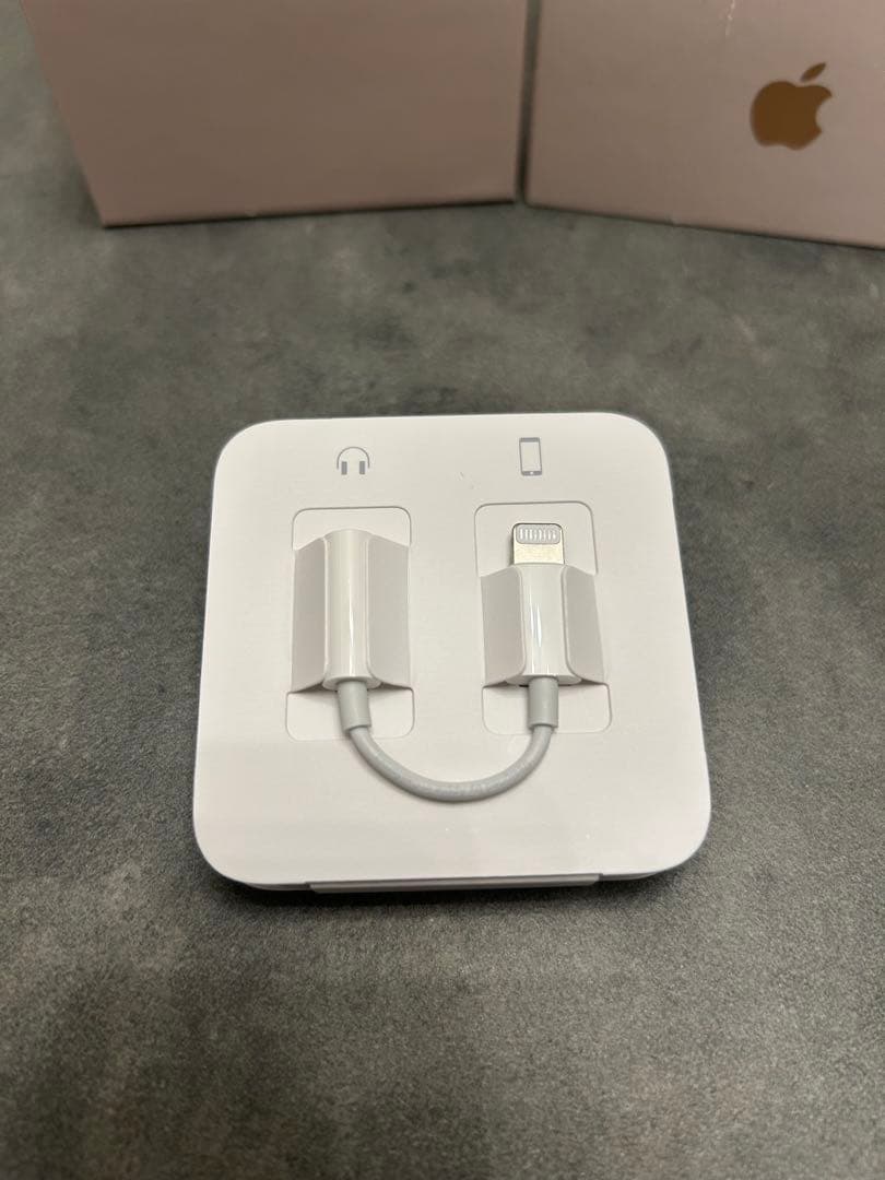 Apple iPhone 8 ゴールド 本体 箱、付属品有