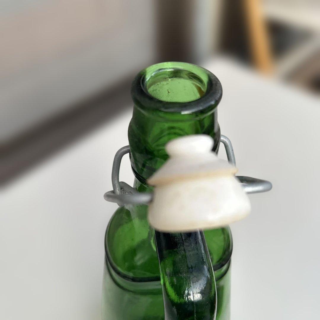 軍艦ビール　空瓶　GunkanBeer 緑色ガラス1000ml アンティーク