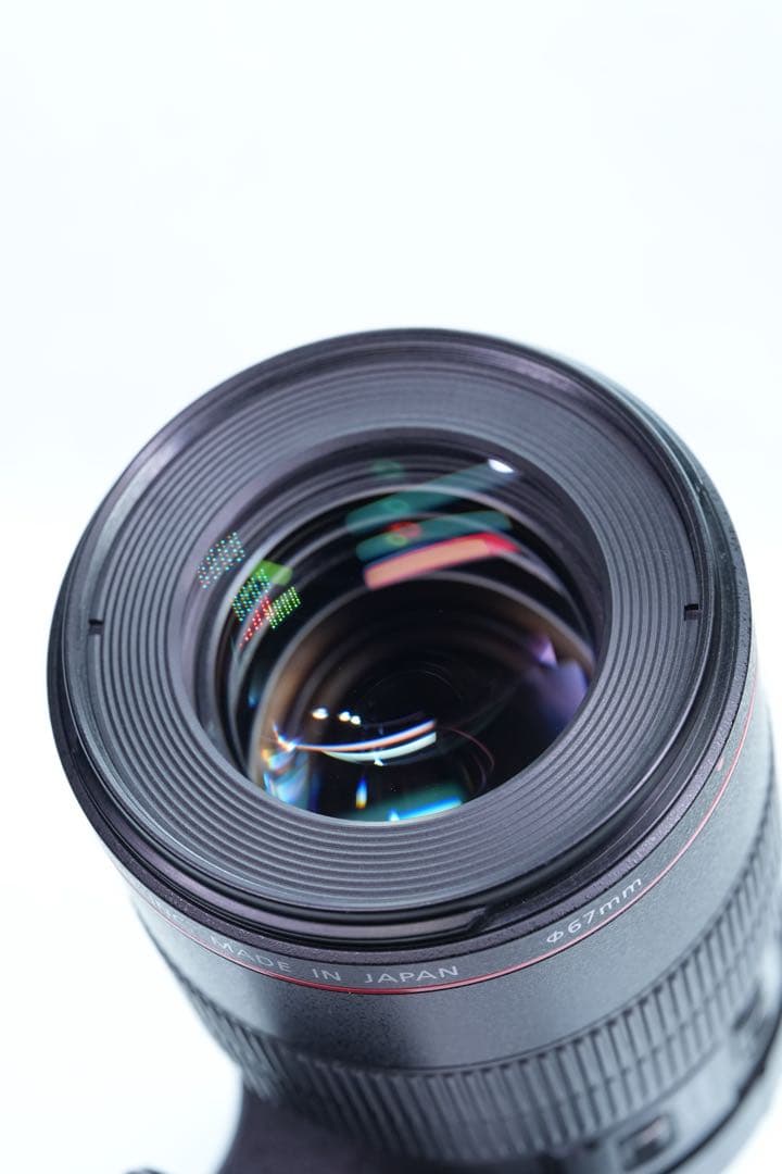 Canon EF 100mm f/2.8L IS USMマクロレンズ　三脚座付き