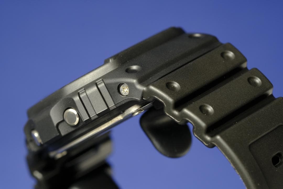 【美品】G-SHOCK DW-5600BB オールブラック／箱有り (152)